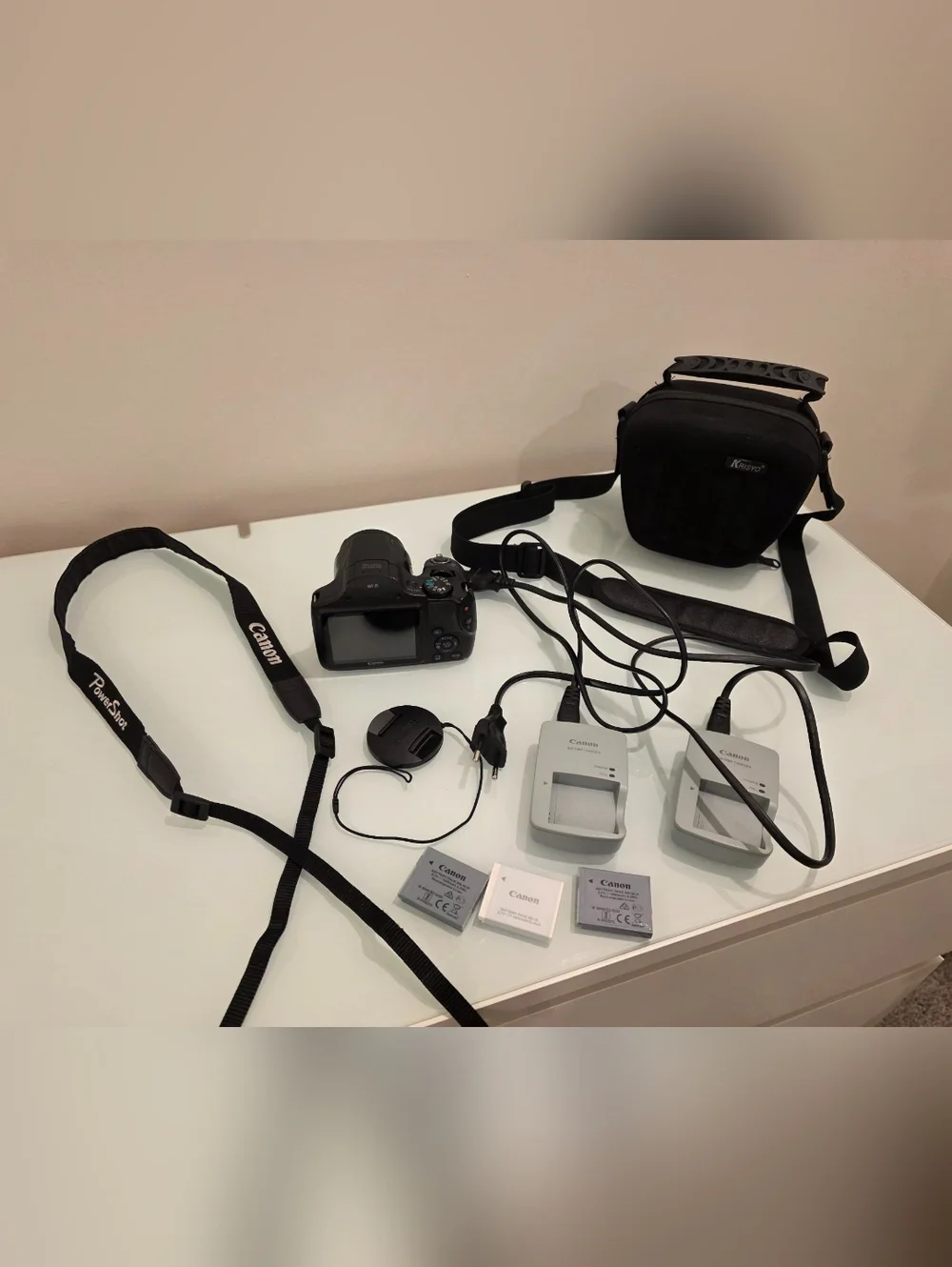 Canon PowerShot SX530 HS - Complete Bundle (50x Zoom) - Picture 4 of 7